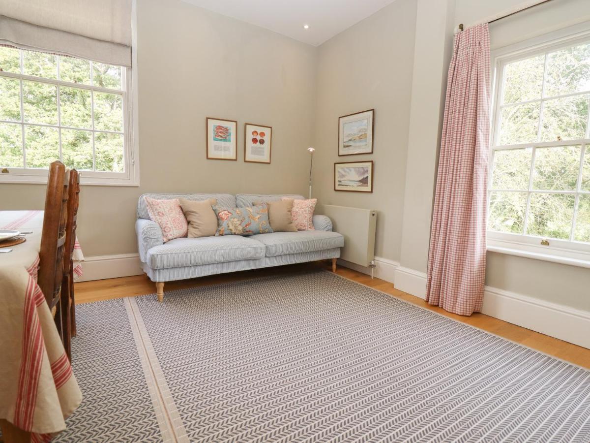 Apartment Hatton's